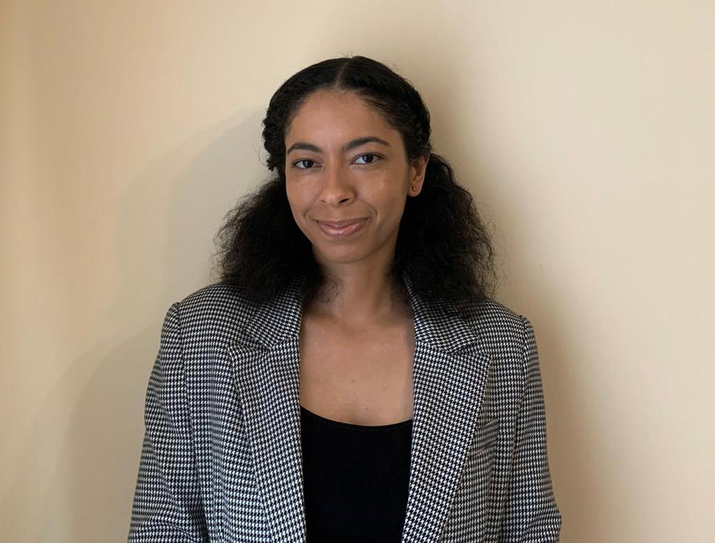 Dr Nadine Manning